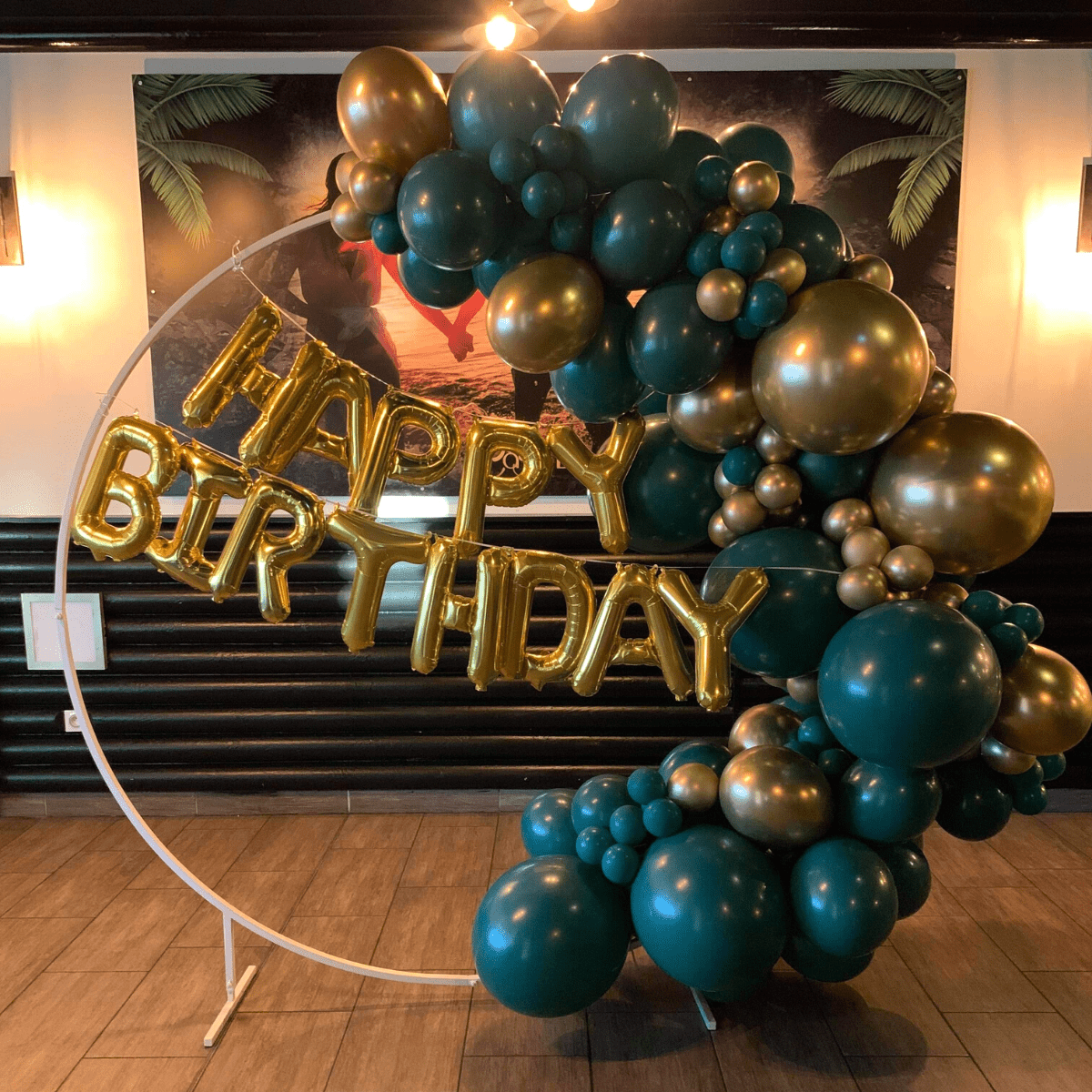 Structure arche de ballons arrondie 5 m - Vegaooparty