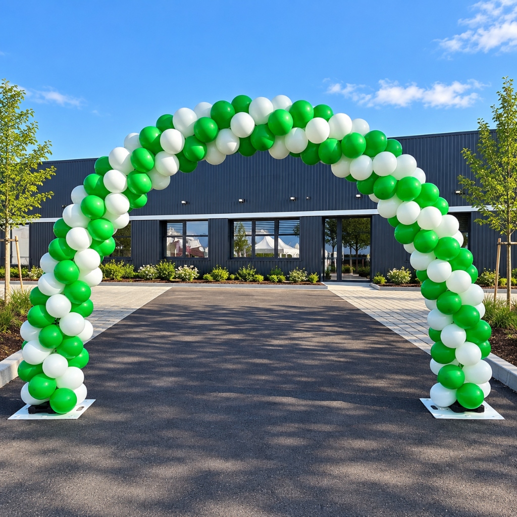 Arche de ballons vert et blanc entrée entreprise